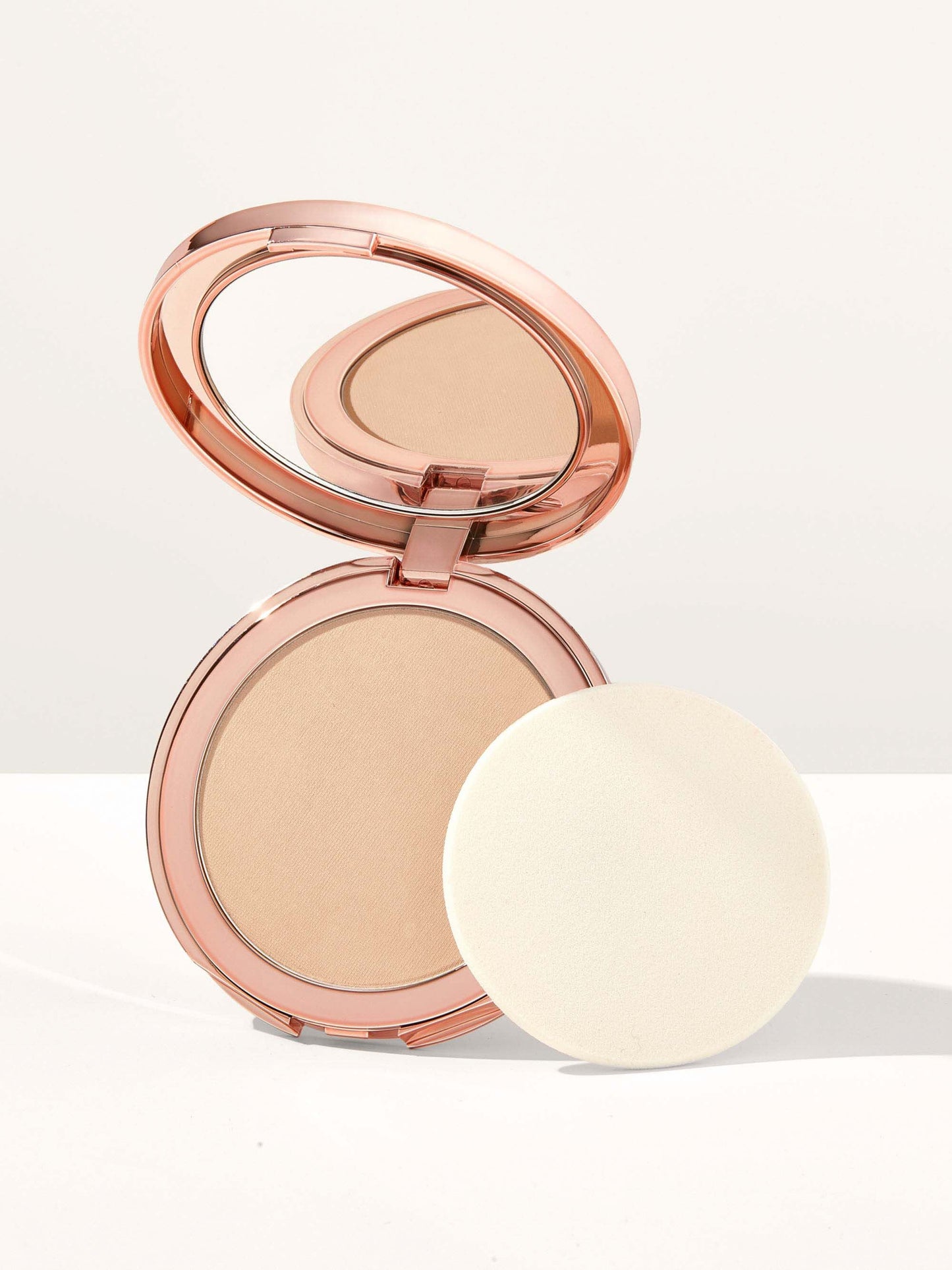 smooth operator™ Amazonian clay tinted pressed finishing powder
